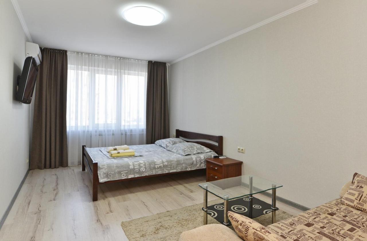 Apartament On Vasylia Lypkivskoho 24 Kiew Exterior foto